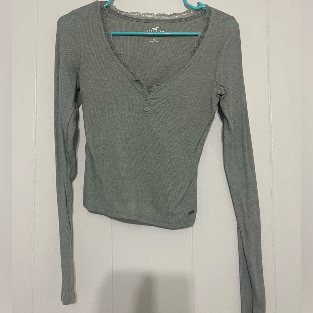 Hollister long sleeve top